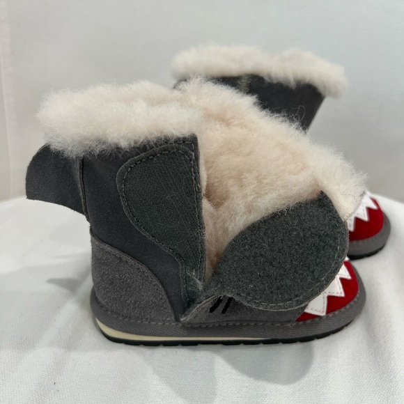 New EMU Shark Walker Costume Shearling Wool Suede Boot Shoe Baby 6-12 Toddler 3 - Picture 15 of 17
